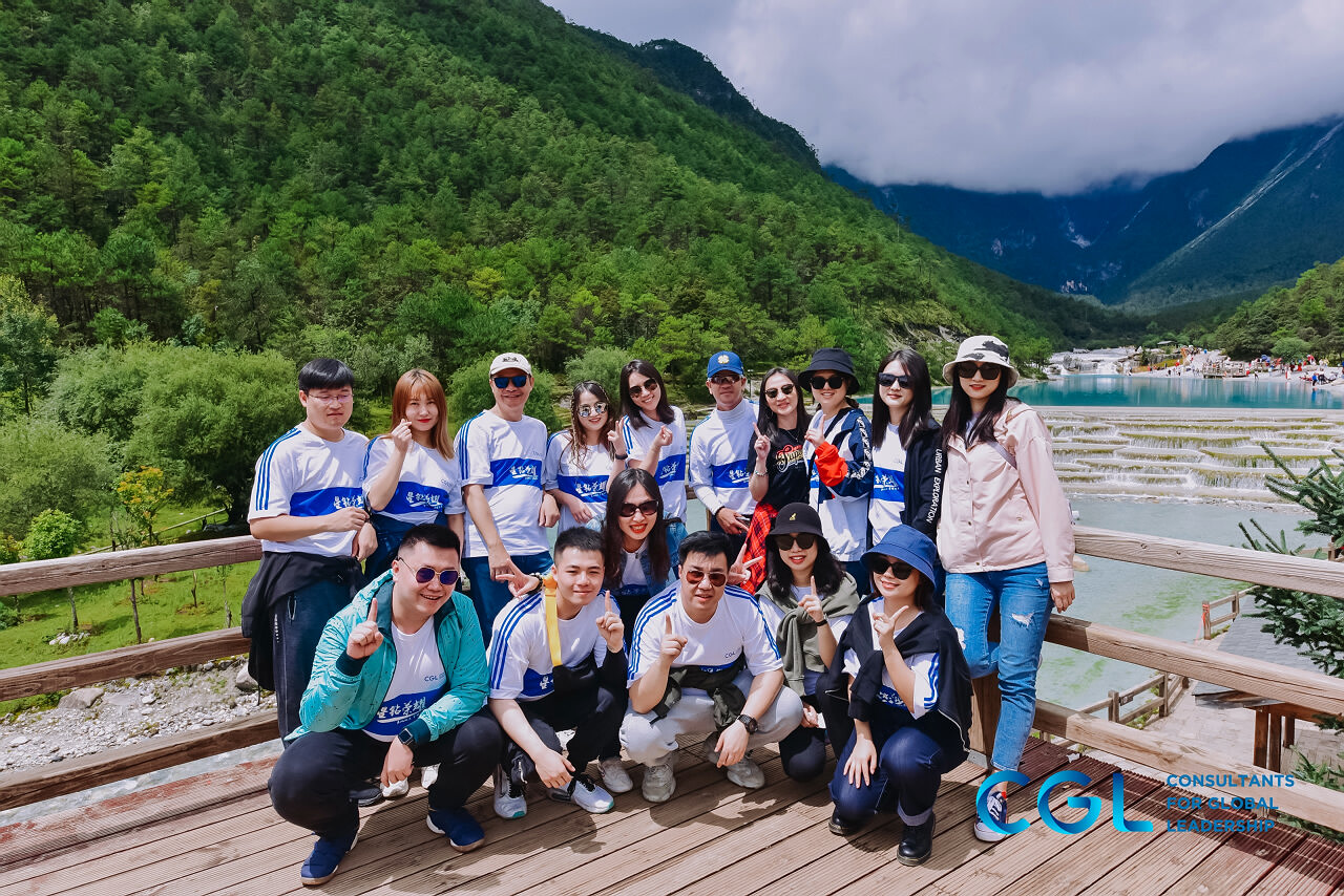 麗江玉龍雪山旅游團建公司