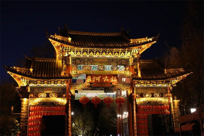 美到尖叫！束河私藏著宮崎駿動(dòng)畫(huà)里的夜景，快來(lái)打卡