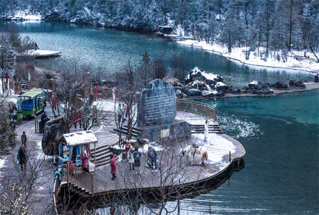 麗江旅游；新的一年，定要去見玉龍雪山一面！